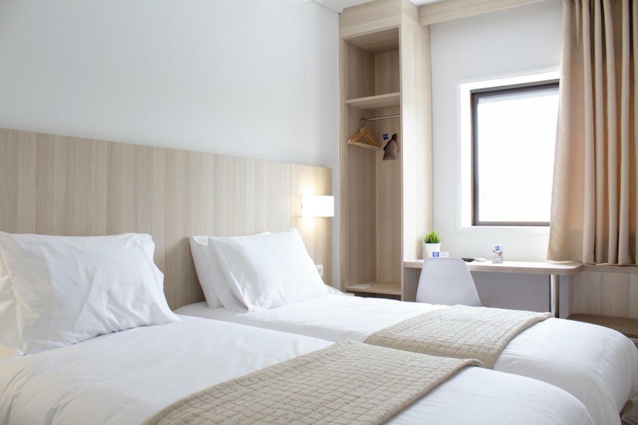 Up Hmb Hotels Fermentelos Bagian luar foto